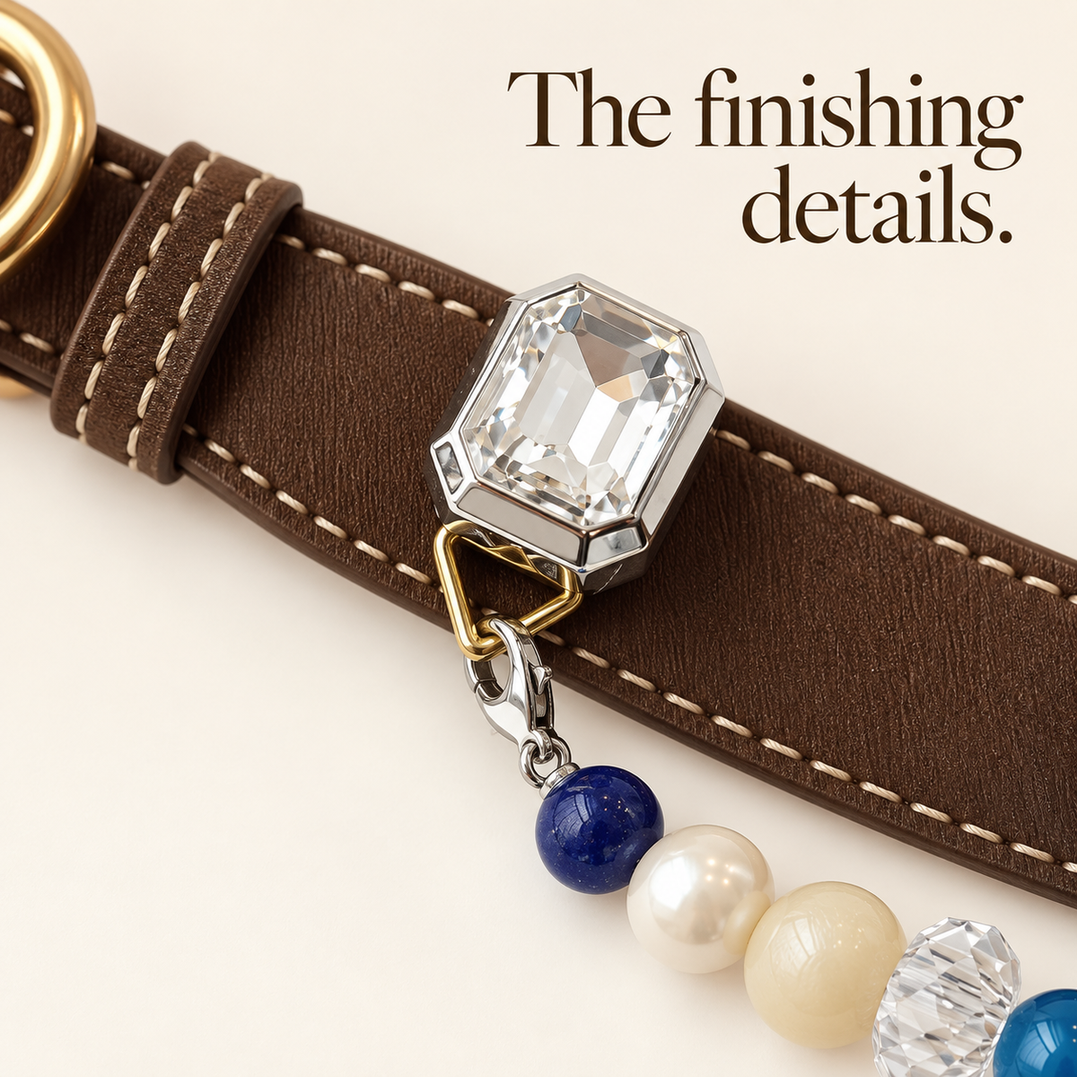 EVARILO Azure Beaded Pet Collar — fittings and stitching detail
